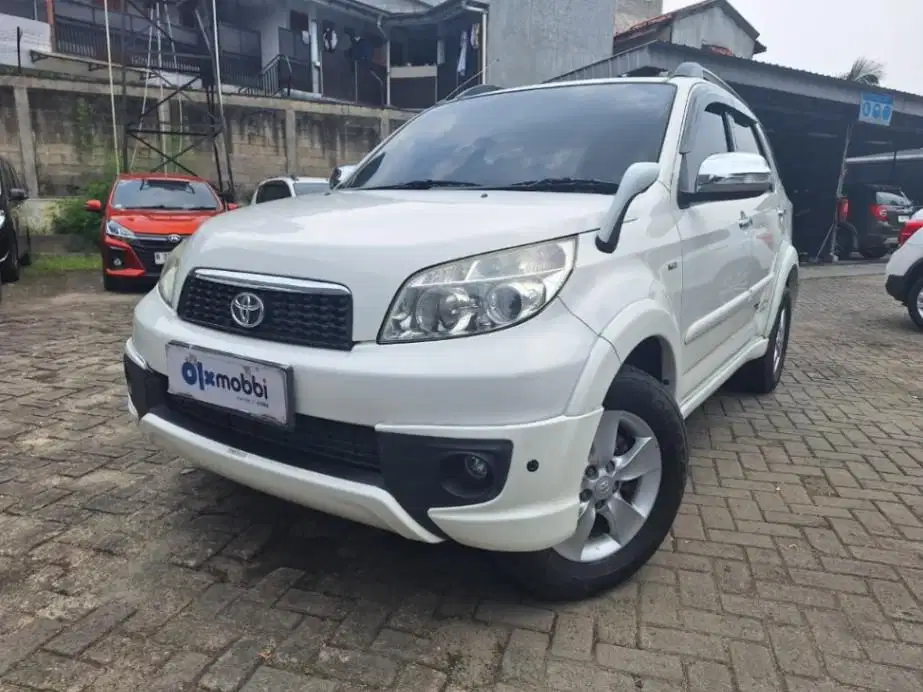 LOW DP Toyota Rush 1.5 S Bensin-AT 2014 WYS