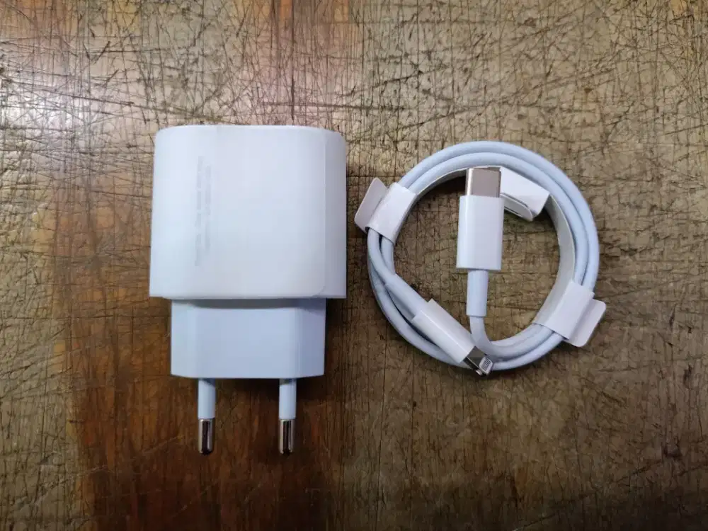 Charger Casan iPhone 13 iBox 20W Tipe C To lightning original