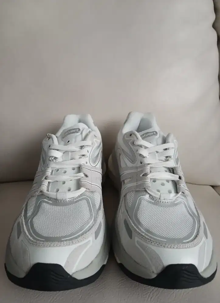 Preloved Sepatu