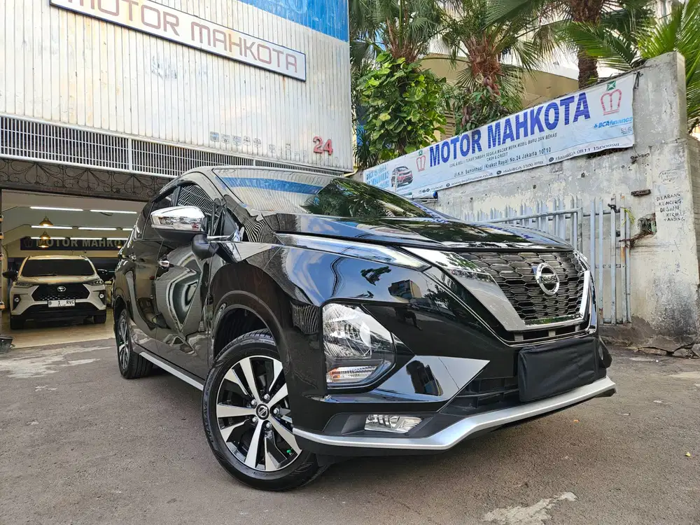 23 rb km Nissan Livina 1.5 VL at 2020 nik 2019 hitam xpander black ori