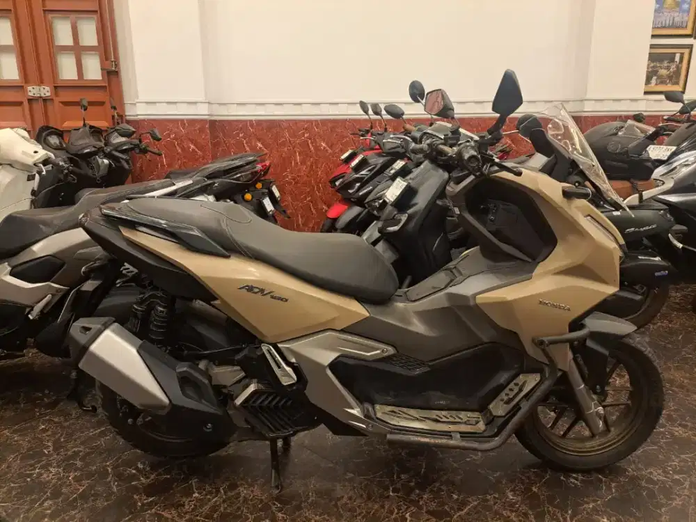 Hub ima dp promo Honda ADV 160 ABS 2024 . Free oli service Bergaransi