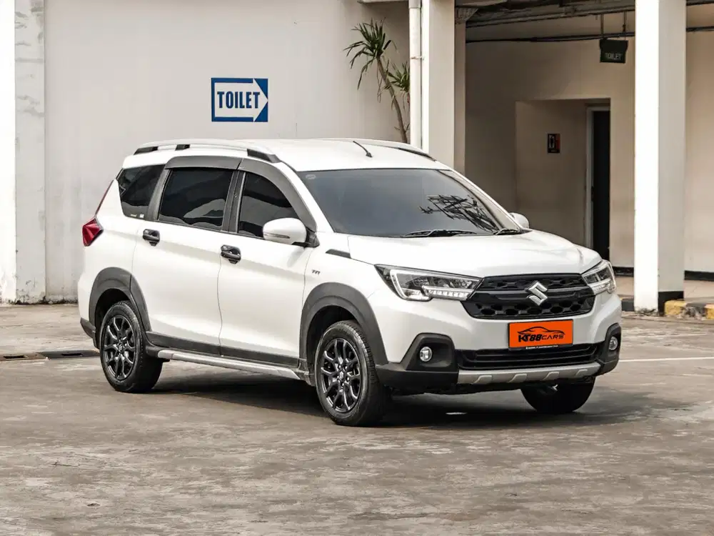 Suzuki XL7 Beta Hybrid 2023 putih at,Tdp10jt