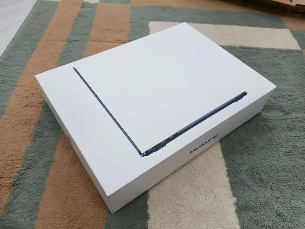 Macbook Air 13 M4 16/256 BNOB