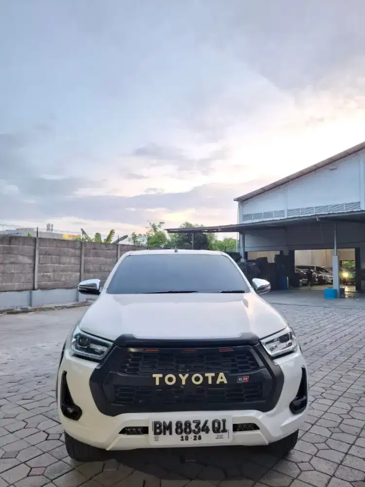 Hilux 2023 V matic. Km 51rb antik