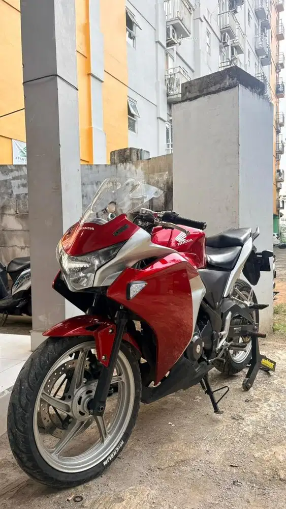 Honda CBR 250R 2011