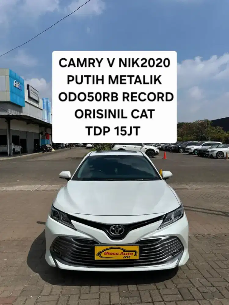 Toyota Camry V 2020  tdp15jt odo50rb 2021 putih record 2019 resmi