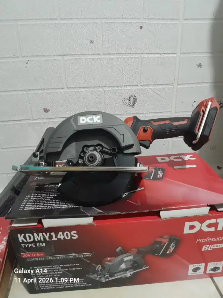 Circular saw dck 140em
