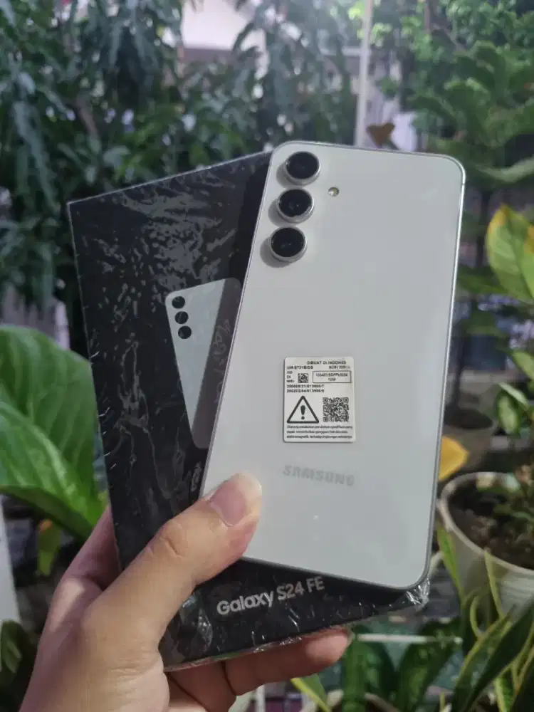 Samsung S24 FE 8/256GB SEIN Indonesia Fullset