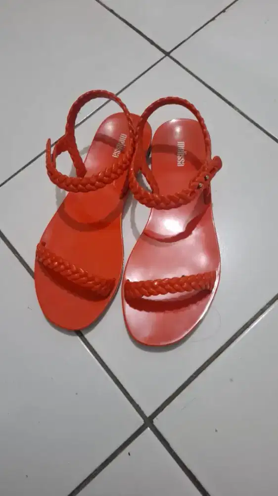 Prelove sandal wanita