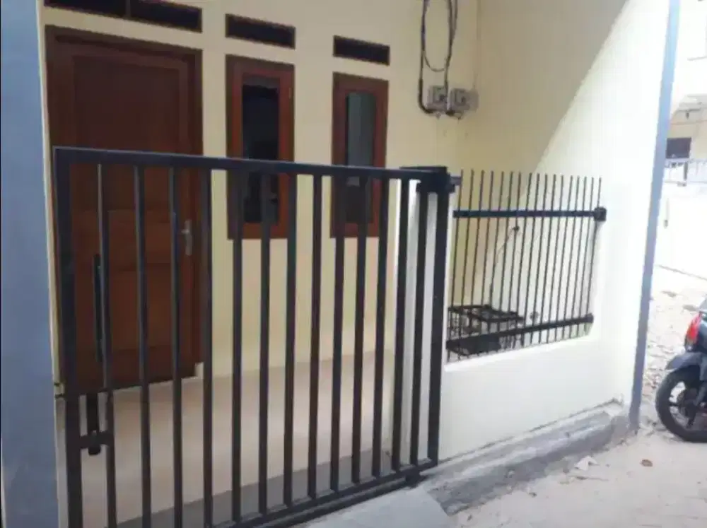 Di kontrakan rumah siap huni