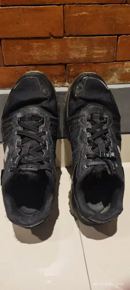 Sepatu Skechers Outdoor Equalizer 5.0 bekas