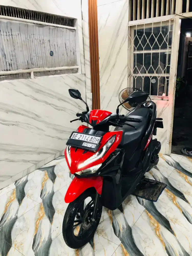 VARIO NEW GEN 2 ISTIMEEA 2025 Pajak Hidup