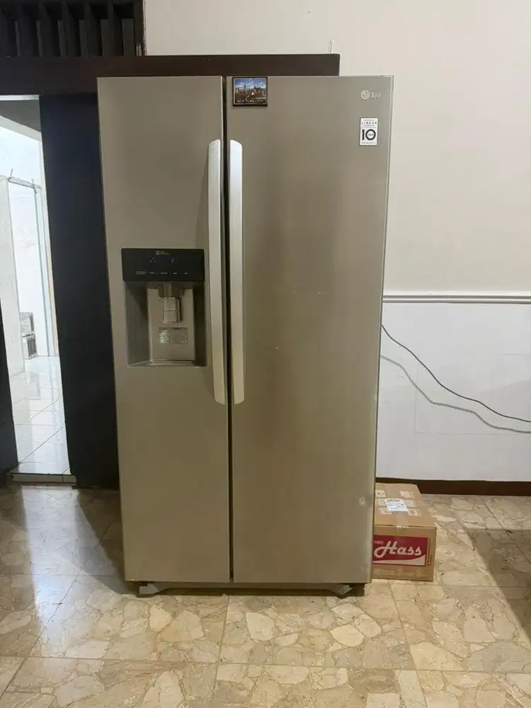 Kulkas LG Inverter Side by Side