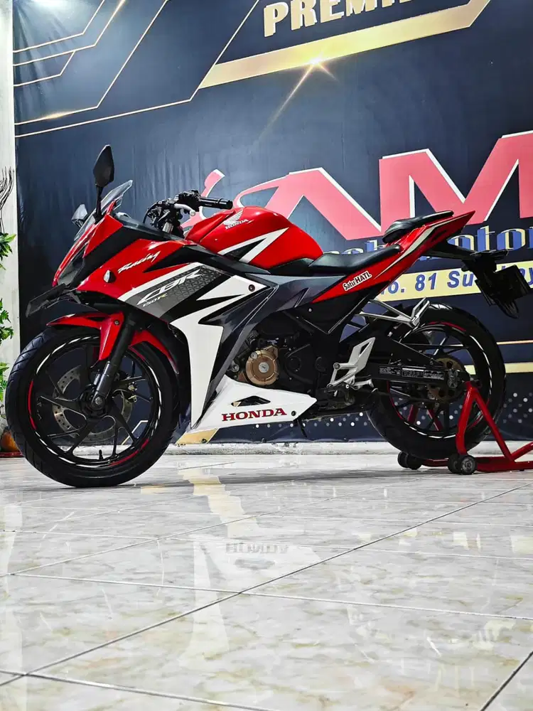 Honda All New CBR 150 R red racing TH 2018 sport big