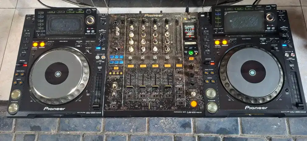 2 set cdj pioneer 2000nexus dan djm 900nexus