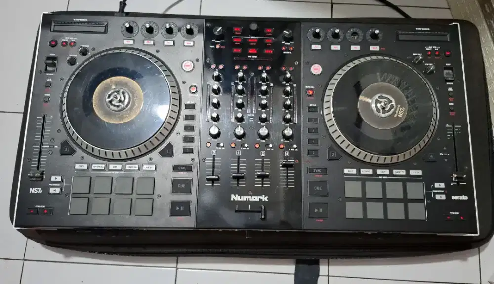 Dj numark serato ns7ii