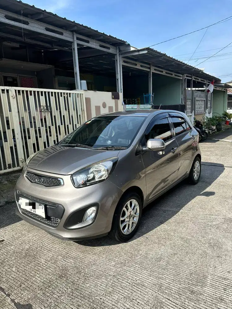 Dijual: Kia Picanto 2012 Matic – Abu Metalic KM Rendah
