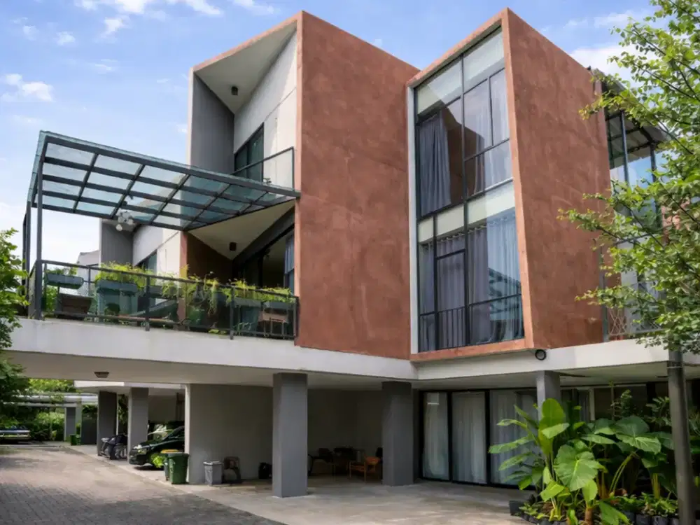 BEST DEAL! Rumah Lebak Bulus Dijual. Terawat, NEGO
