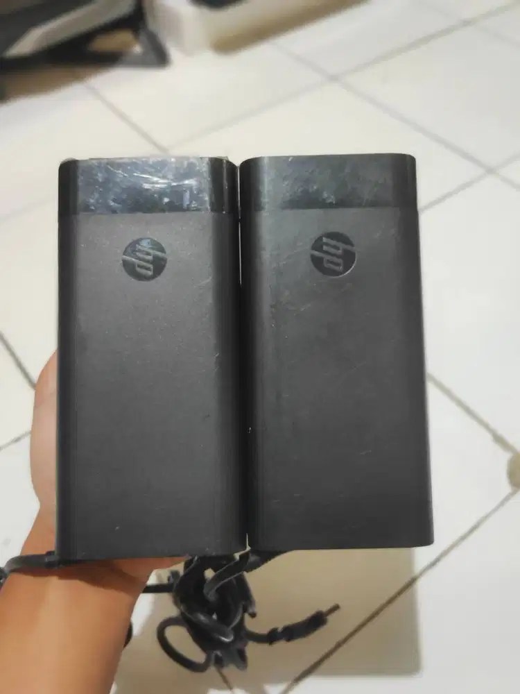 Adaptor Hp 19.5V 10.3A 200W Jarum Biru