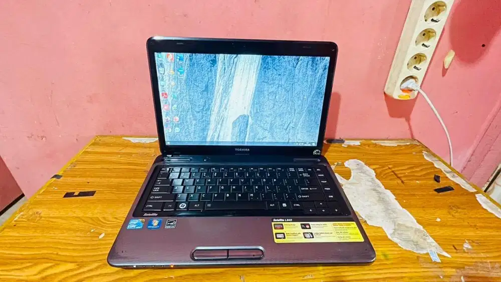 Laptop Toshiba satelite L645 second normal