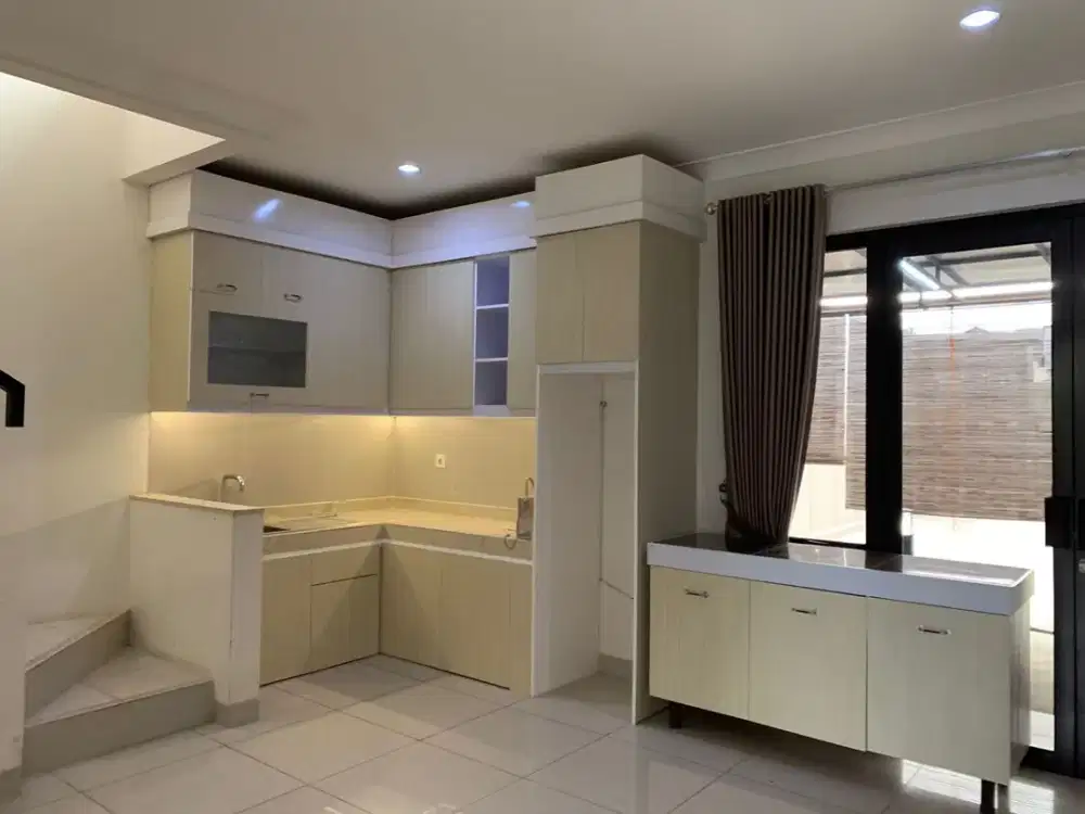 disewakan rumah di komplek podomoro park cluster nya amagriya eka