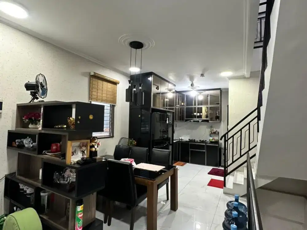 Dijual Ruko 4 lantai Kejayaan Gajah mada