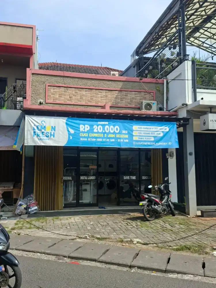 DIKONTRAKAN TAHUNAN
