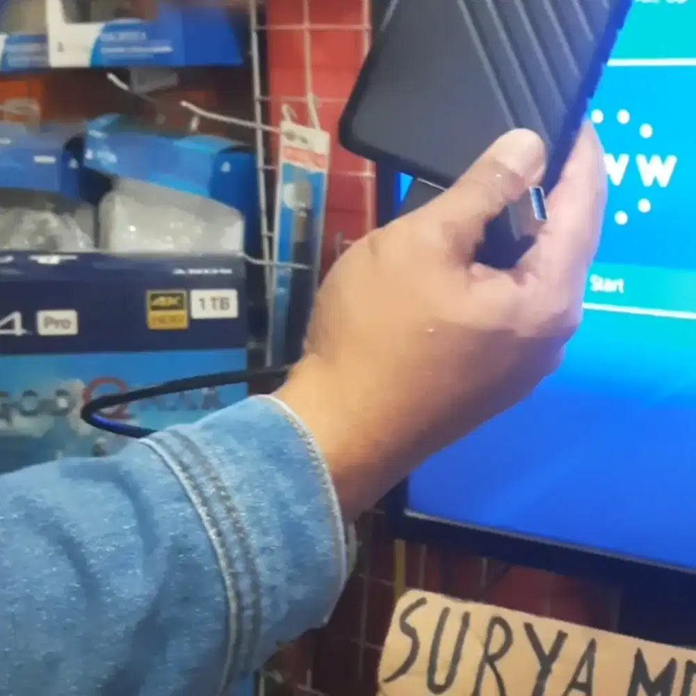 HDD PS 4 ( CEK DESKRIPSI ) Terjangkau Mrh