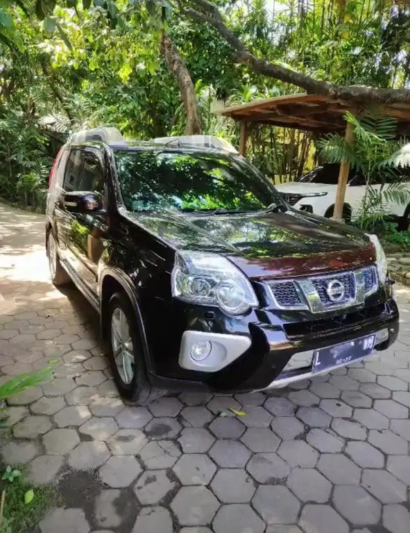 Nissan X-Trail 2012 Bensin