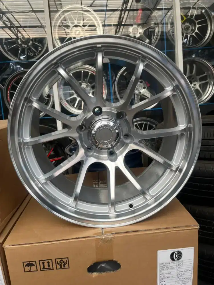 Lenso NF ring 18 lebar 9 pcd 6x139,7 ET 0 fortuner pajero