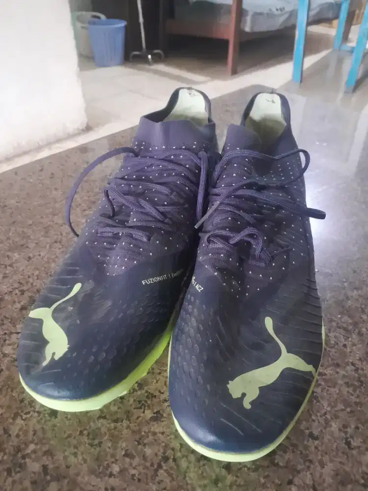 Sepatu Puma Future Z 3.4 
Ukuran 48