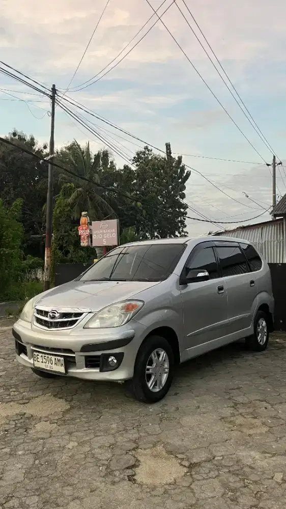 Xenia Xi 1.3 Manual 2011
