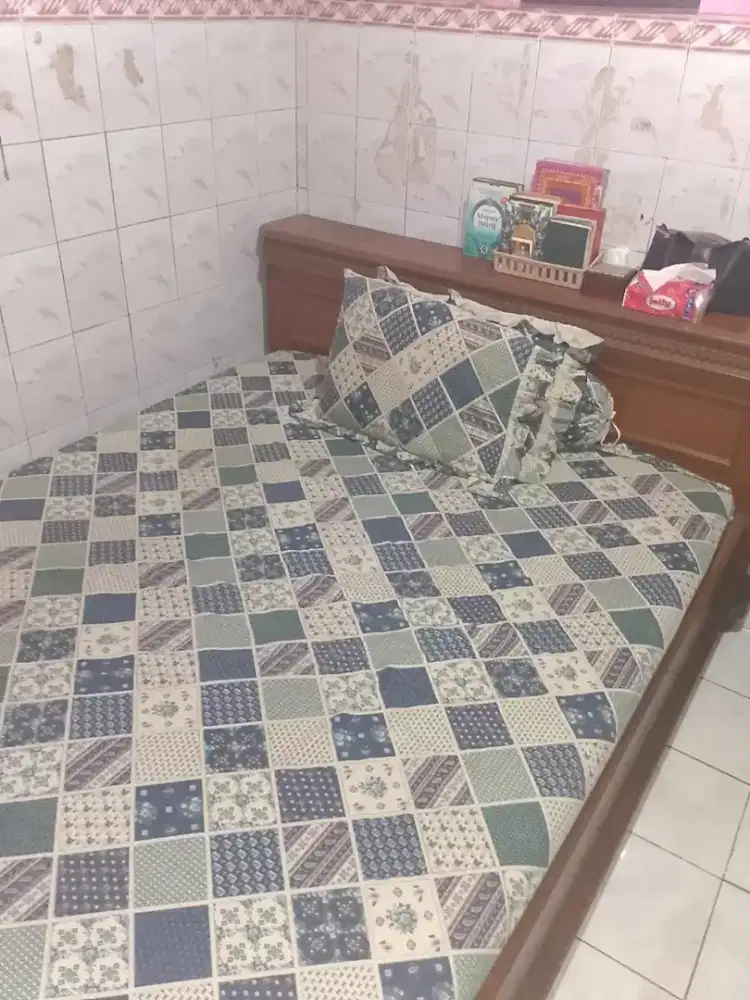 TEMPAT TIDUR (DIPAN+ KASUR)
