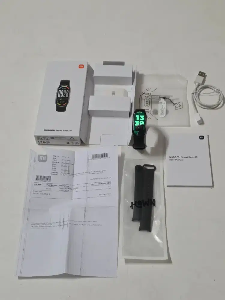 Jam Tangan Xiaomi Smart Band 10 Smart Watch Black Ori Masih Garansi