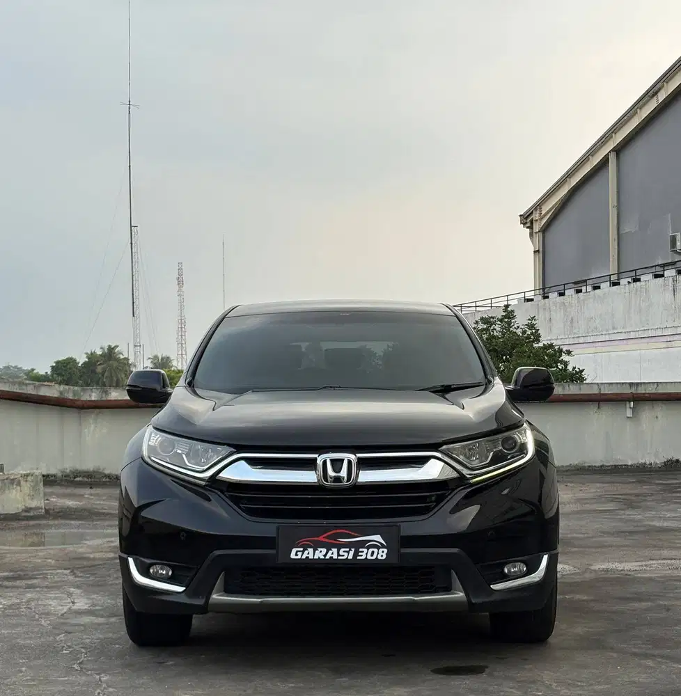 Honda CR-V Turbo non prestige 1.5 tahun 2018 warna Hitam