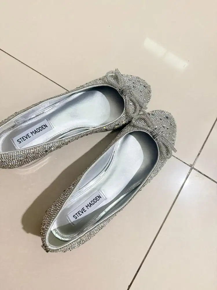 Sepatu wanita merk steve madden