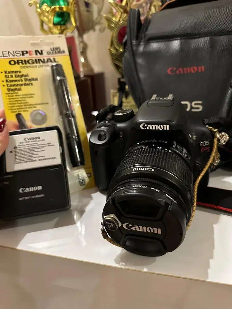 CANON EOS X4 KISS EDITION. KIT 18-55 MM