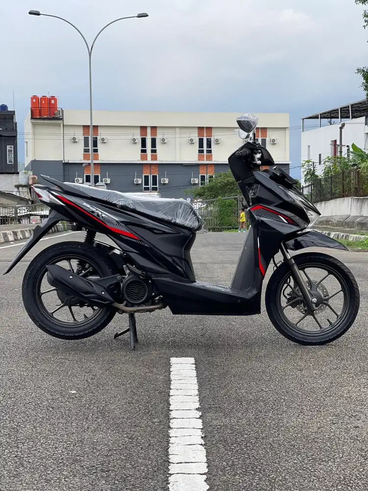 Kredit BEAT FI CBS 2015 Barang dijamin Mulusss