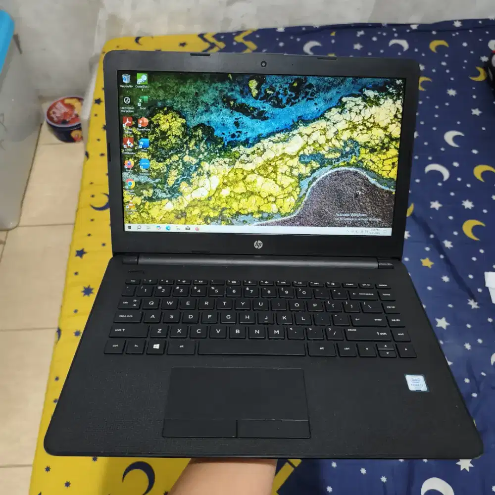 HP 14 bw0xx
Intel i3 gen 6