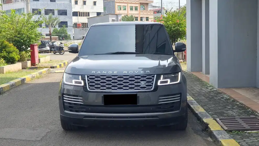 Range Rover Vogue 5.0 Autobiography Fullspec AT Abu 2013 ANTIK Low KM