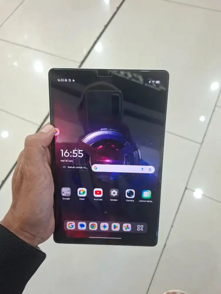Lenovo Legion 8.8 Inc Snapdragon 8 gen 3 banyak di cari