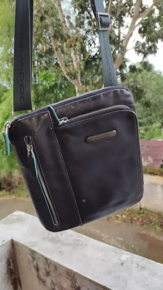 TAS PIQUADRO BLUE SQUARE