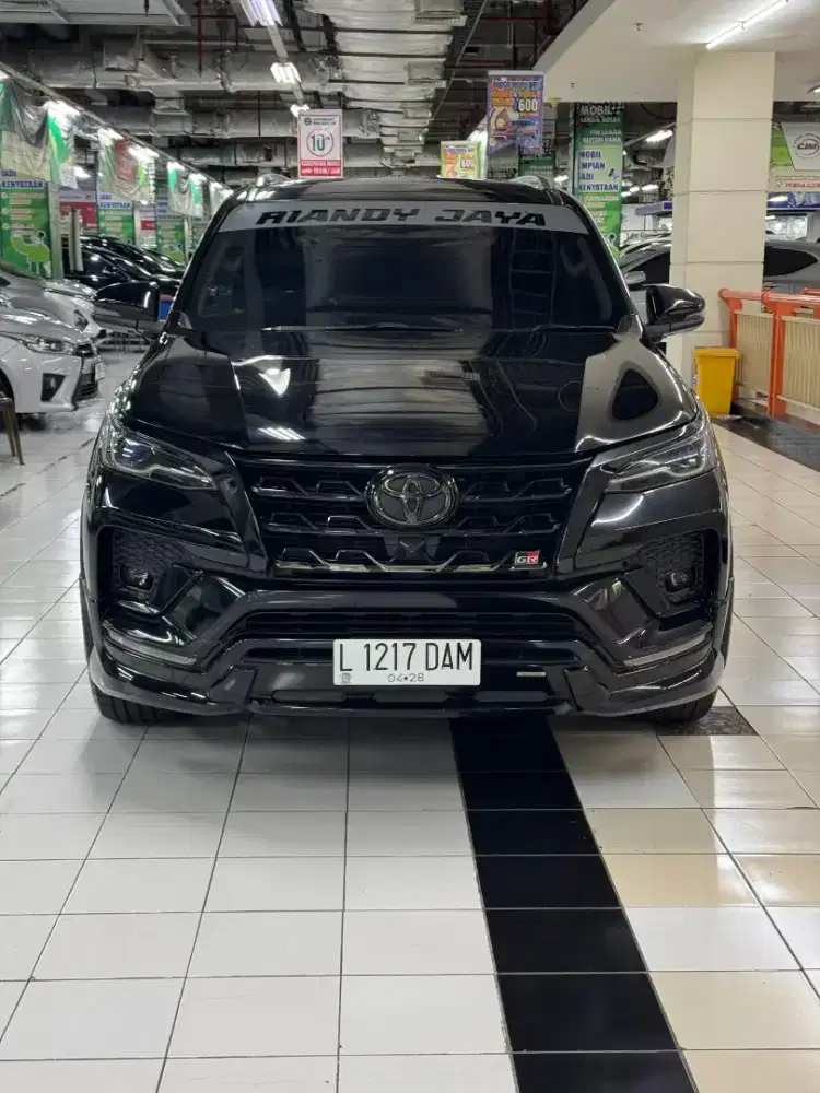 Toyota fortuner GR 2.8 AT 2022