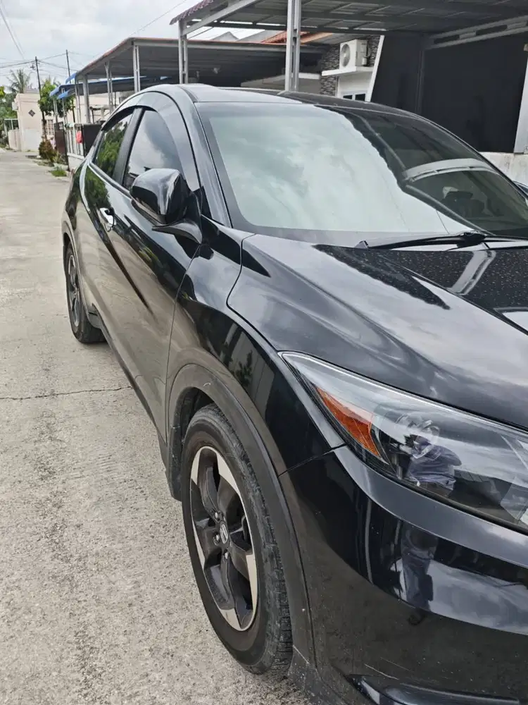 Honda HRV 2016 (pemakaian 2017) Type S Manual