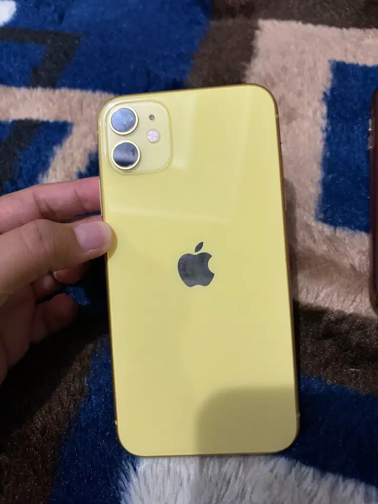 iPhone 11 yellow 256gb mulus jual santai