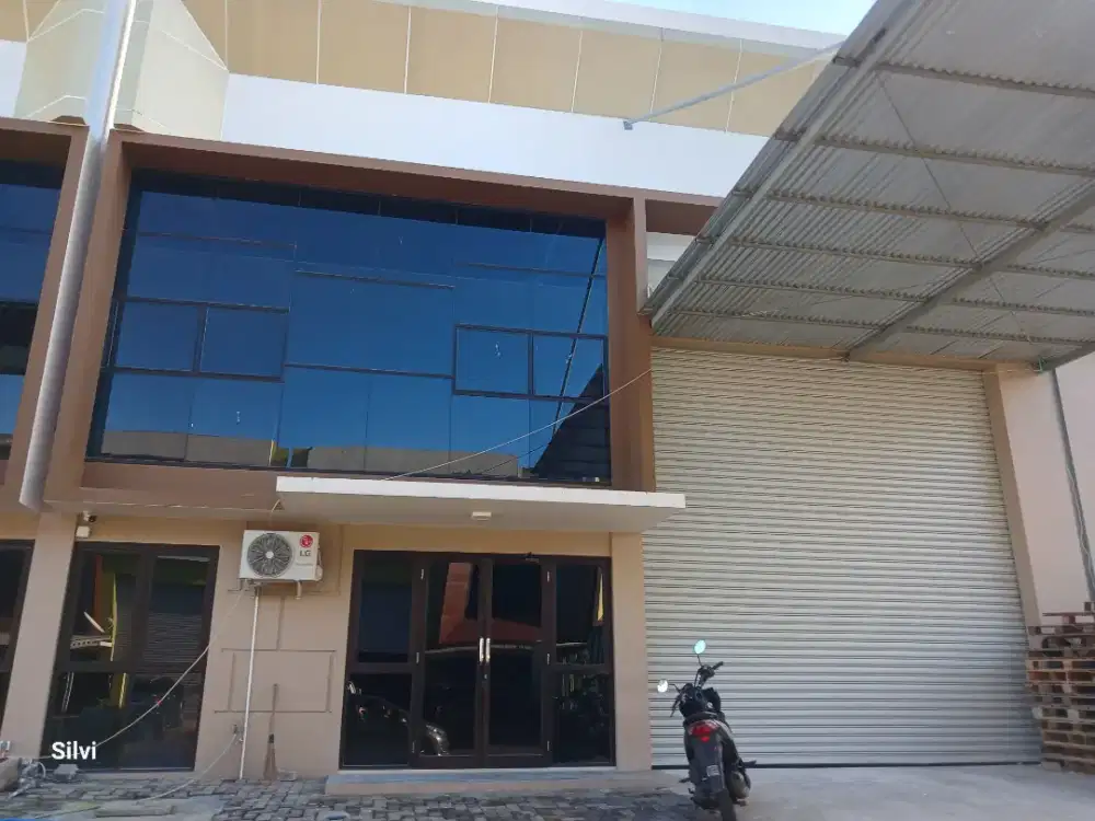 Dikontrakkan gudang baru, aman dan nyaman bebas banjir