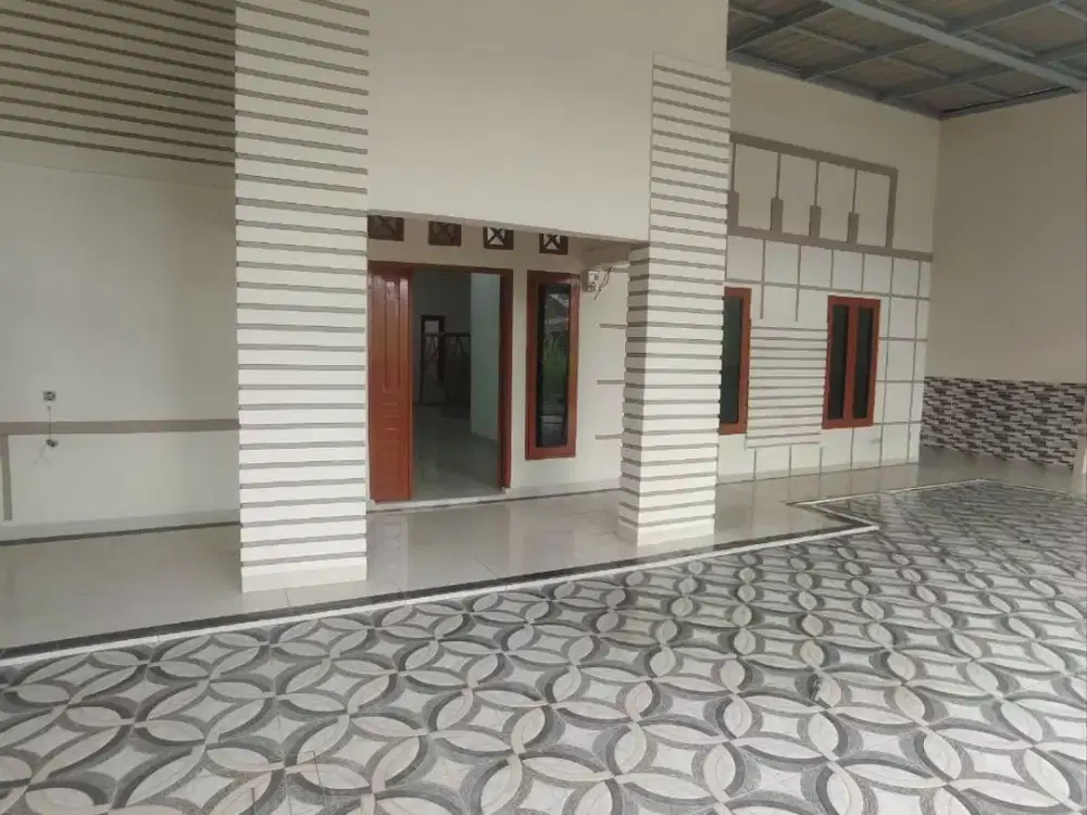Rumah cantik, siap huni lokasi Jl Riau Ujung - Pekanbaru
