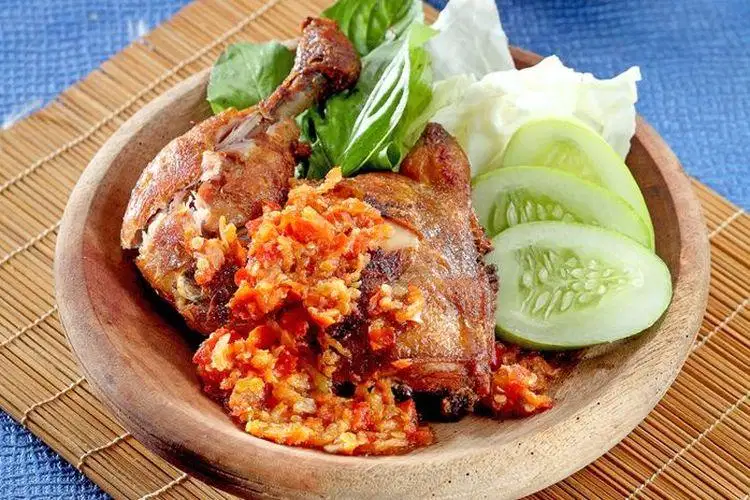Loker di warung makan ayam geprek