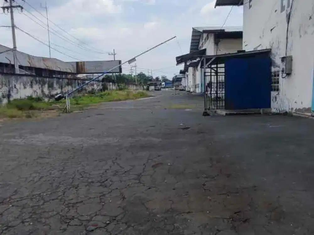 Gudang Sewa Aloha Waru Sidoarjo