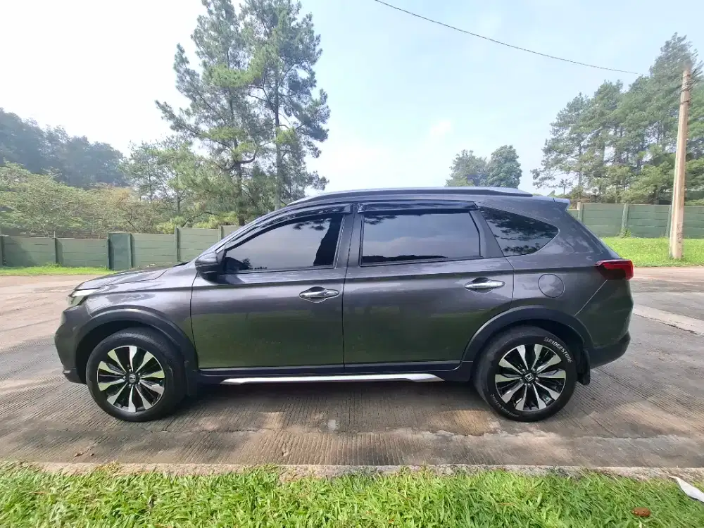 Honda BRV, Prestige Sensing 2023, AT